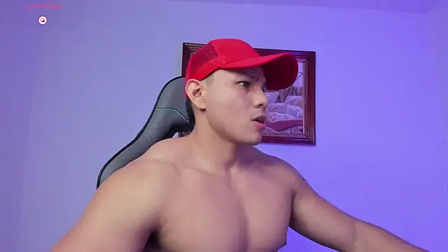 Snapshot of RoyConstance chatting on 02.19.26 RoyConstance online show from 02.19.26