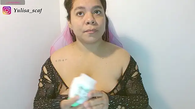 yulissa18 online show from 05.12.26
