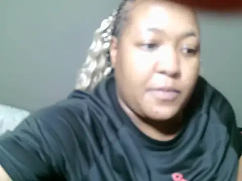 Missmoox24 online show from 11.11.25