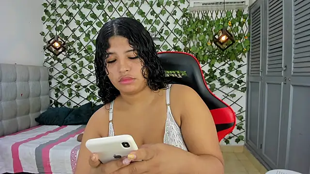 valentina 0  online show from 01.19.26