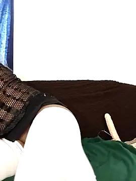 Snapshot of Nippled_Beauty chatting on 11.27.25 Nippled Beauty online show from 11.27.25