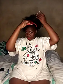 Snapshot of Hot-Assy chatting on 01.14.26 Hot-Assy online show from 01.14.26