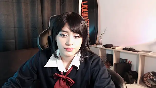 liz-beths online show from 12.23.25