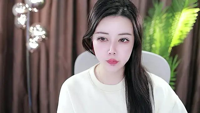 Qiaoqiao  online show from 01.21.25
