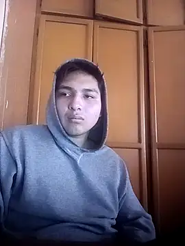 Snapshot of LoganFinds chatting on 10.30.25 LoganFinds online show from 10.30.25