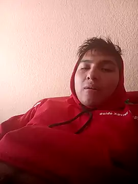 Snapshot of LoganFinds chatting on 11.20.25 LoganFinds online show from 11.20.25