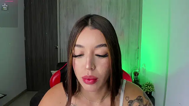 zoee jackson online show from 01.10.26