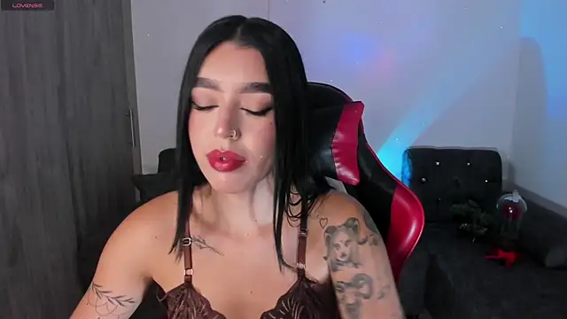 zoee jackson online show from 05.10.26