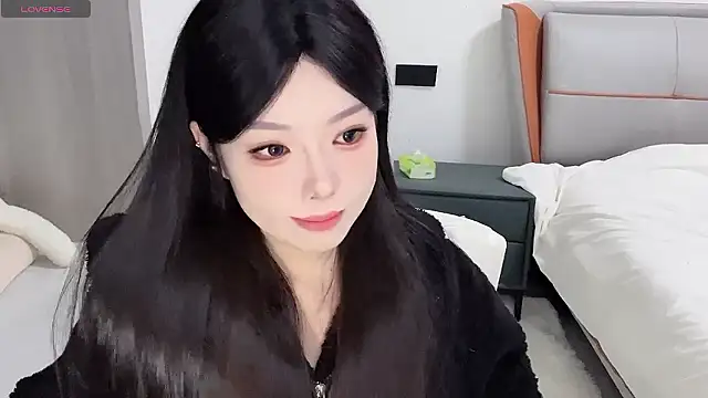 Q-ing online show from 12.03.24