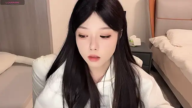 Q-ing online show from 12.31.24