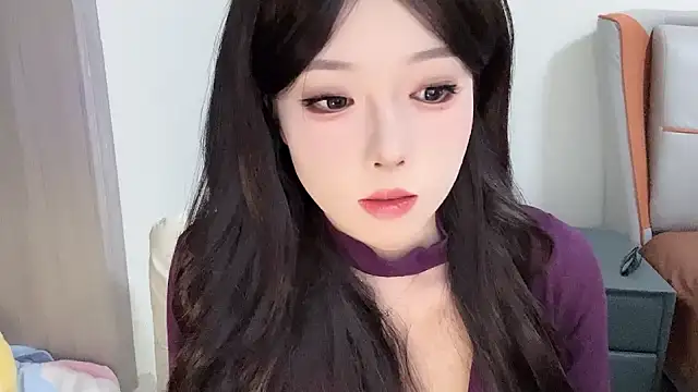 Q-ing online show from 02.10.25