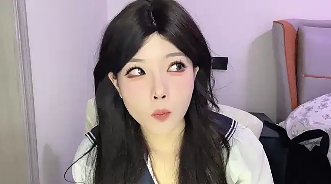 Q-ing online show from 03.04.25