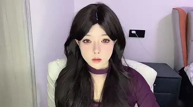 Q-ing online show from 03.06.25