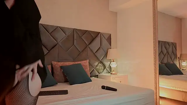 Luisa0110 online show from 04.03.26