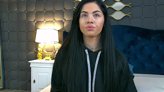 LeyaCass online show from 01.09.26