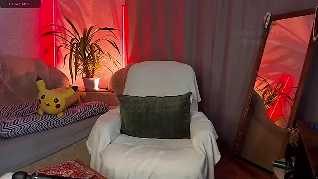  Forest Lina  online show from 11.05.25