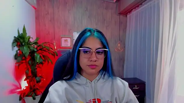 Xisu  online show from 12.05.24