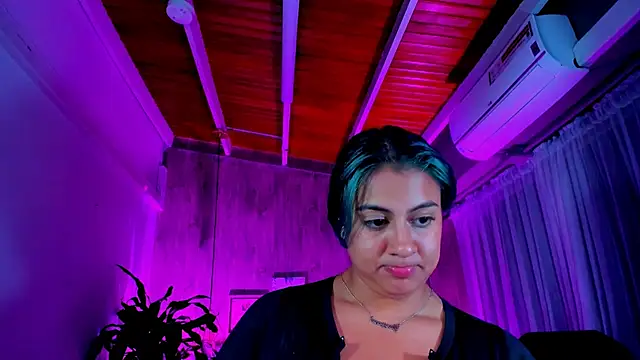 Xisu  online show from 02.02.25