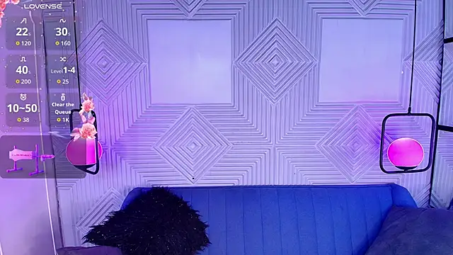 Snapshot of danika_mori1 chatting on 11.28.25 danika mori1 online show from 11.28.25