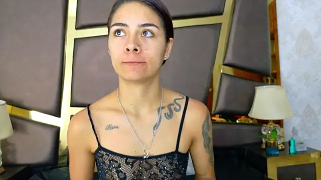 NicoleEsposito online show from 10.15.25