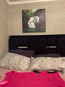 Snapshot of cardibabe chatting on 02.03.25 cardibabe online show from 02.03.25