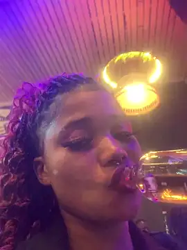 Snapshot of cardibabe chatting on 10.30.25 cardibabe online show from 10.30.25