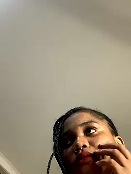 Snapshot of cardibabe chatting on 12.02.25 cardibabe online show from 12.02.25