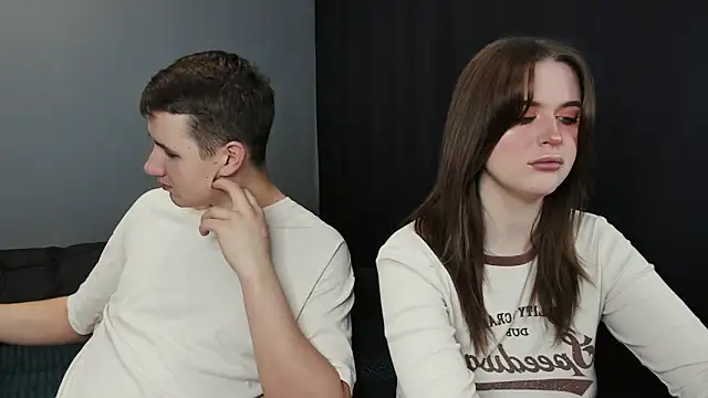 Pinku kitsune online show from 03.02.25