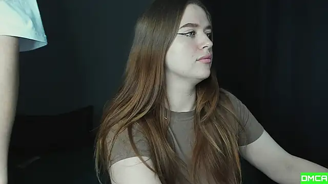 Pinku kitsune online show from 11.21.25