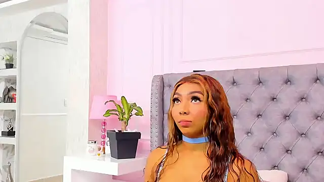 HaileeRoberts online show from 02.21.26