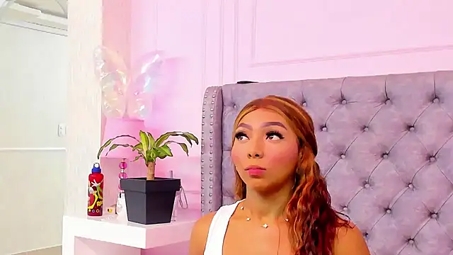 HaileeRoberts online show from 03.16.26