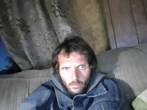 luke thighwalker2469 online show from 01.27.25