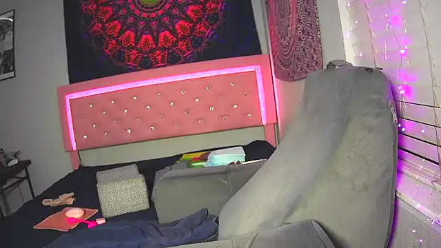 Snapshot of Tatithegoddess chatting on 03.21.26 Tatithegoddess online show from 03.21.26