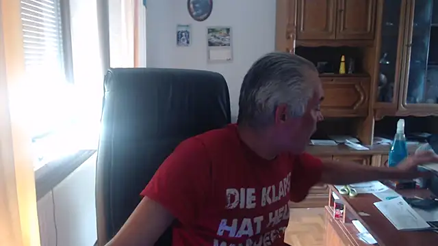 JohnnyD80 online show from 06.14.26