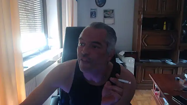JohnnyD80 online show from 06.15.26