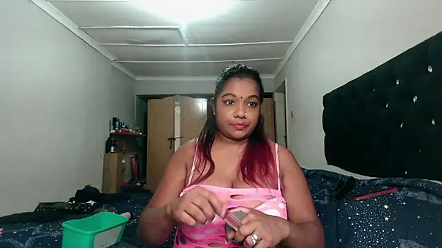 Indianmayaxoxo online show from 12.19.24
