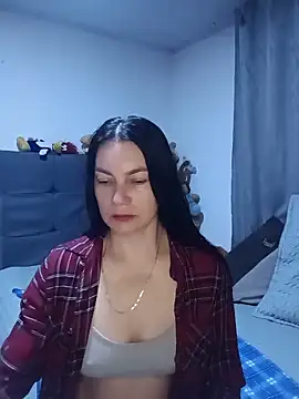 Snapshot of renata_hot1 chatting on 05.17.26 renata hot1 online show from 05.17.26