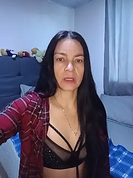 Snapshot of renata_hot1 chatting on 05.29.26 renata hot1 online show from 05.29.26