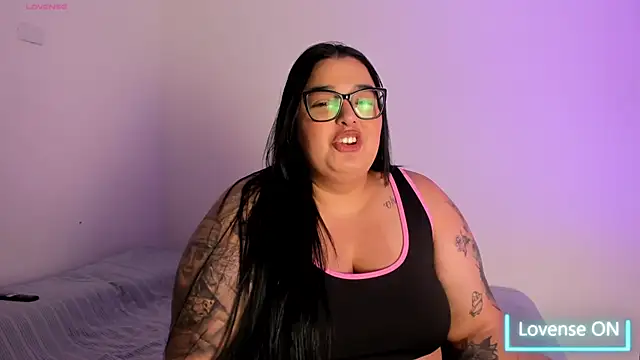 Snapshot of Apriilpeach_ chatting on 01.11.25 Apriilpeach online show from 01.11.25