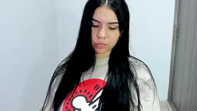 Snapshot of Natasha_su_ chatting on 10.10.25 Natasha su online show from 10.10.25