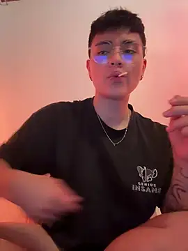 Snapshot of Ashley_Chriss chatting on 12.22.24 Ashley Chriss online show from 12.22.24