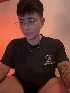 Snapshot of Ashley_Chriss chatting on 01.16.25 Ashley Chriss online show from 01.16.25