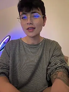 Snapshot of Ashley_Chriss chatting on 03.13.25 Ashley Chriss online show from 03.13.25