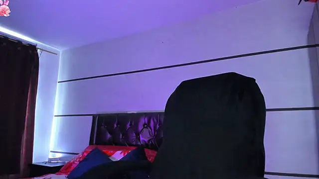 Snapshot of nathylovexx chatting on 11.10.25 nathylovexx online show from 11.10.25