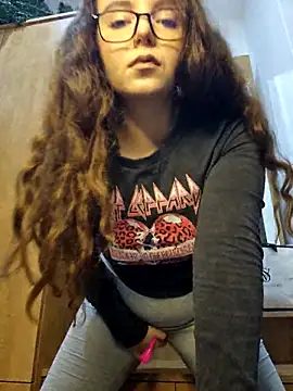 LineaDemie online show from 11.11.25