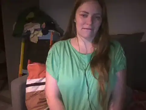 AnnaDiamond1 online show from 01.20.25