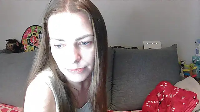 Snapshot of AnnaDiamond1 chatting on 07.21.26 AnnaDiamond1 online show from 07.21.26