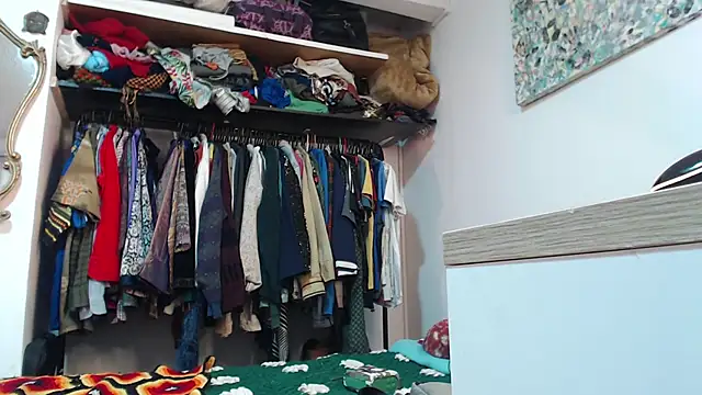 Siriss boyrag online show from 02.22.25