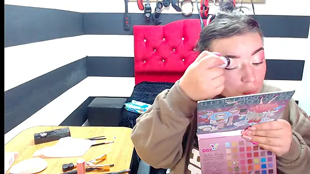 Marian Ran online show from 01.07.25