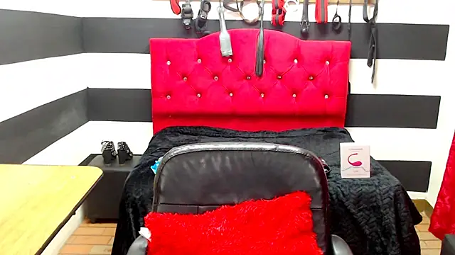 Marian Ran online show from 01.14.25